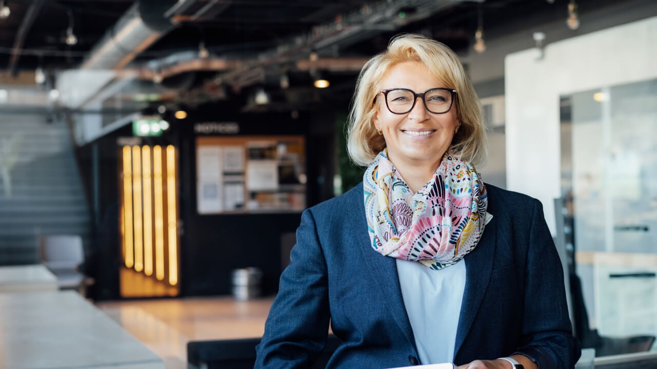 Adjusting your super investments as your income grows A lady in the office